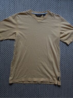Eddie Bauer Men’s Butter Yellow T-Shirt 100% Cotton